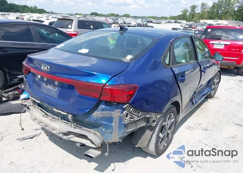 2021 Kia Forte Lxs z USA, uszkodzony, nr VIN 3KPF24AD5ME291444